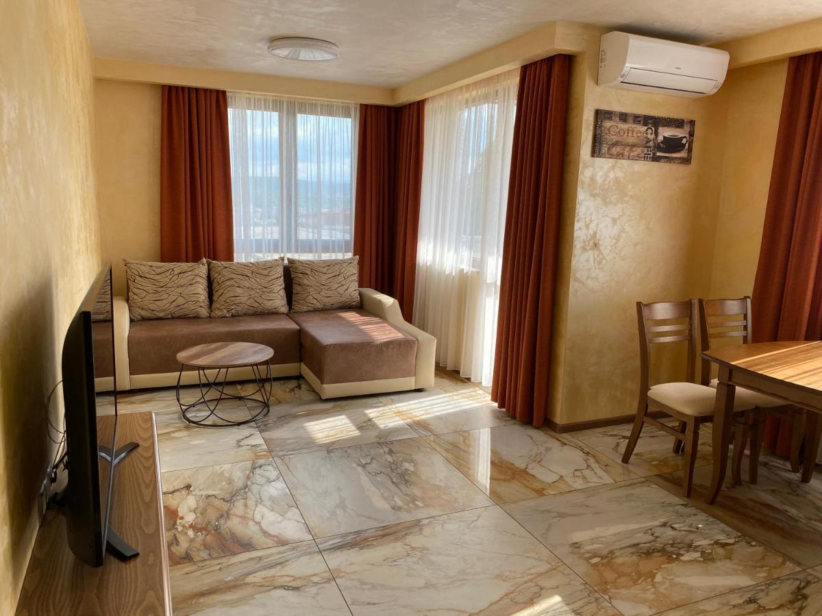 Coziness And Comfort In The Old Town 大特尔诺沃 外观 照片